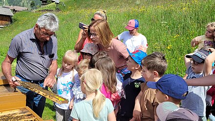 Kinder und Lehrer sind begeistert Kinder und Lehrer sind begeistert